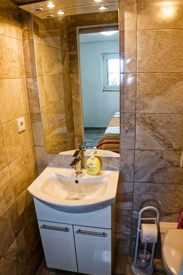 Studio Apartman Papic Drasnice Buitenkant foto